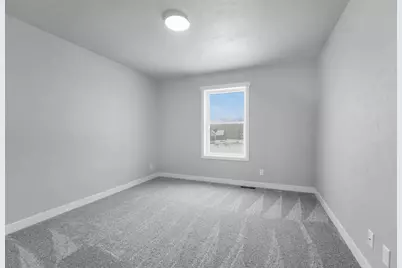 N8871 Killarney Way, Menasha, WI 54952 - Photo 26