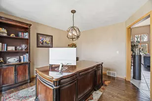 118 Shalimar Ct, Combined Locks, WI 54113 - Photo 22