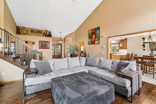 118 Shalimar Ct, Combined Locks, WI 54113 - Photo 6