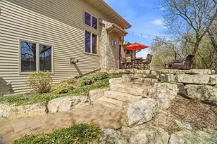 118 Shalimar Ct, Combined Locks, WI 54113 - Photo 52