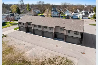 755 William Street #4, De Pere, WI 54115 - Photo 2