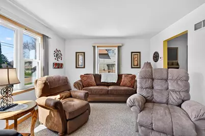 704 W Wisconsin Avenue, Kaukauna, WI 54130 - Photo 6