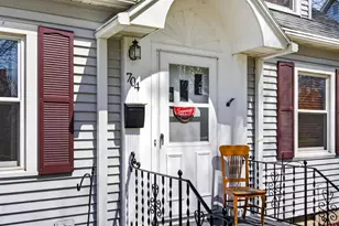 704 W Wisconsin Ave, Kaukauna, WI 54130 - Photo 2