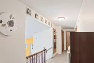 924 Barbara Ln, Marinette, WI 54143 - Photo 18