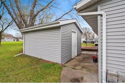 205 Fairway Street, Combined Locks, WI 54113 - Photo 8