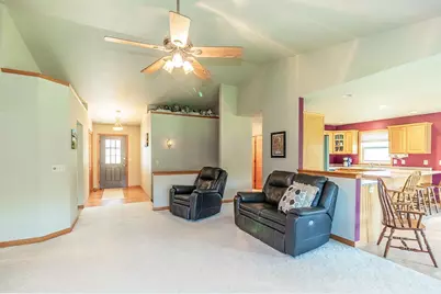 E7420 Stage Road, New London, WI 54961 - Photo 4