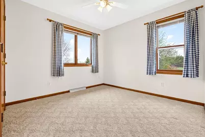4665 Edgewood Drive, Appleton, WI 54913 - Photo 42