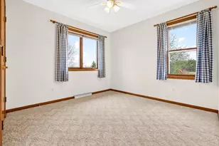 4665 Edgewood Dr, Appleton, WI 54913 - Photo 42
