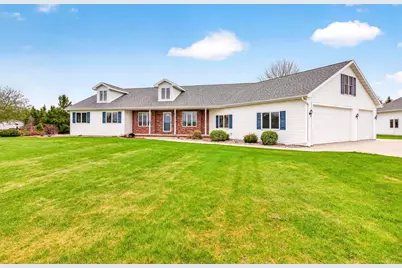 4665 Edgewood Drive, Appleton, WI 54913 - Photo 4