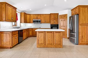 4665 Edgewood Dr, Appleton, WI 54913 - Photo 22