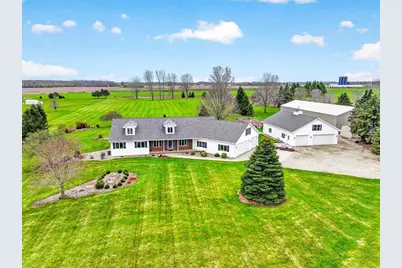 4665 Edgewood Drive, Appleton, WI 54913 - Photo 2