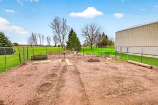 4665 Edgewood Dr, Appleton, WI 54913 - Photo 68