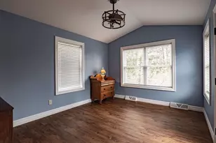 564 Hart Ct, Waupaca, WI 54981 - Photo 10