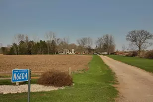 N6604 Ballard Rd, Seymour, WI 54165 - Photo 2