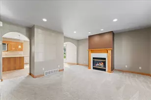 407 Waterview Rd, De Pere, WI 54115 - Photo 4