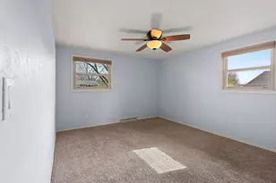 3051 Holland Rd, Green Bay, WI 54313 - Photo 12