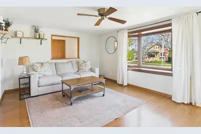 119 E Taft Avenue, Appleton, WI 54915 - Photo 8
