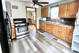 899 Waverly Pl, Green Bay, WI 54304 - Photo 4