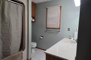 4715 Periwinkle Ct, Appleton, WI 54914 - Photo 16