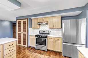426 Custer Ct, Green Bay, WI 54301 - Photo 8