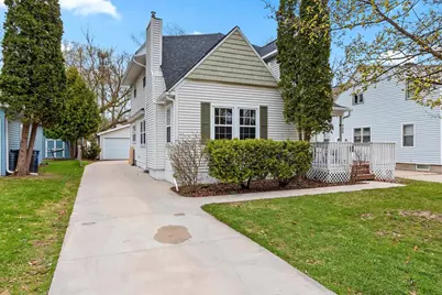 904 Allouez Terrace, Green Bay, WI 54301 - Photo 2