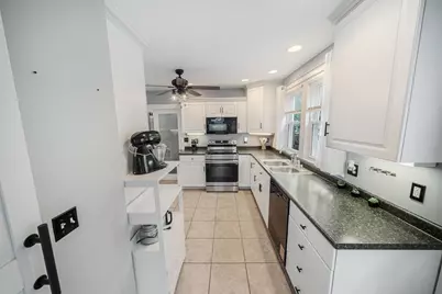 715 N Harriman Street, Appleton, WI 54911 - Photo 16