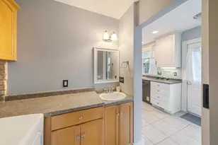 715 N Harriman St, Appleton, WI 54911 - Photo 18