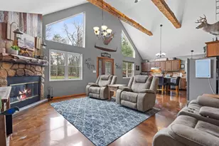 W10556 Fox Ln, Crivitz, WI 54114 - Photo 12