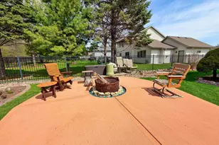 90 Rolling Green Cir, Oshkosh, WI 54904 - Photo 42