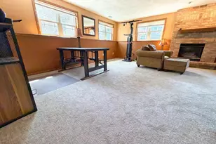 90 Rolling Green Cir, Oshkosh, WI 54904 - Photo 28