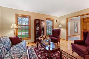 228 Bosworth Ln, Neenah, WI 54956 - Photo 22