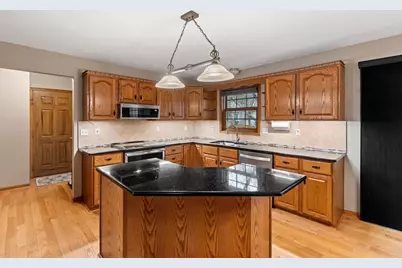 228 Bosworth Lane, Neenah, WI 54956 - Photo 34