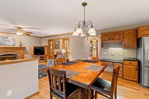 228 Bosworth Ln, Neenah, WI 54956 - Photo 30