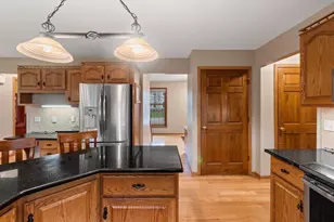 228 Bosworth Ln, Neenah, WI 54956 - Photo 36