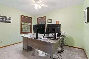 228 Bosworth Ln, Neenah, WI 54956 - Photo 60