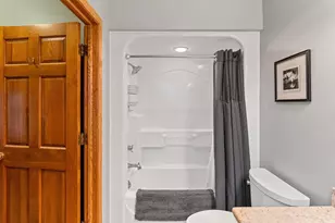 228 Bosworth Ln, Neenah, WI 54956 - Photo 56
