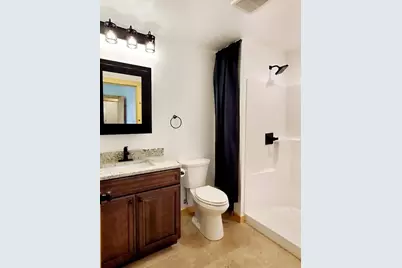 247 E Madison Street, Clintonville, WI 54929 - Photo 18