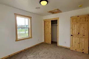 247 Madison St, Clintonville, WI 54929 - Photo 22