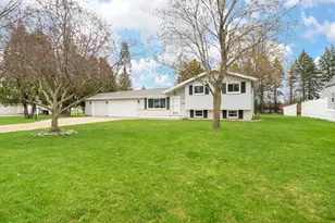 2615 Bayport Ln, Green Bay, WI 54313 - Photo 8