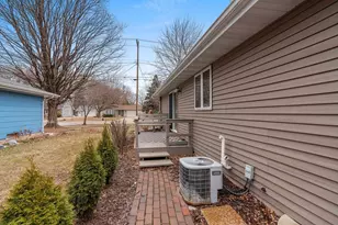 736 Melissa St, Menasha, WI 54952 - Photo 52