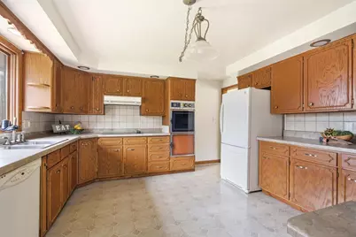 9156 Center Road, Neenah, WI 54956 - Photo 10