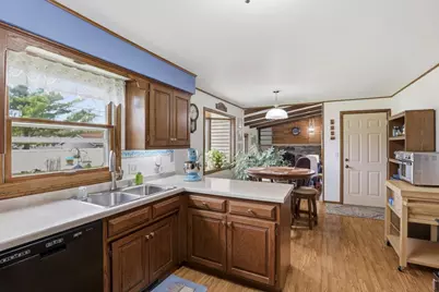 2511 S Carpenter Street, Appleton, WI 54915 - Photo 8