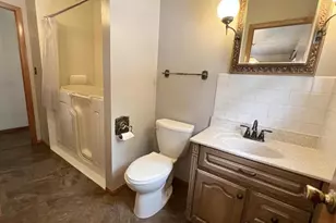 928 S Westfield St, Oshkosh, WI 54902 - Photo 12