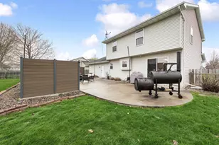 498 Windrose Ct, Green Bay, WI 54311 - Photo 30