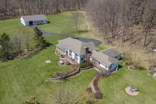 N4655 Quintessence Ct, New London, WI 54961 - Photo 2
