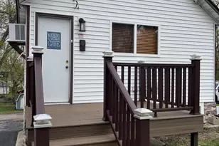 410 Franklin St, Waupaca, WI 54981 - Photo 8