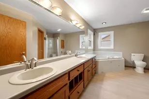 1968 Emerald Dr, Green Bay, WI 54311 - Photo 24