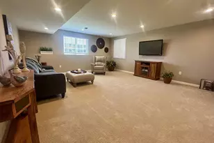 1256 Cameron Cir, Neenah, WI 54956 - Photo 22