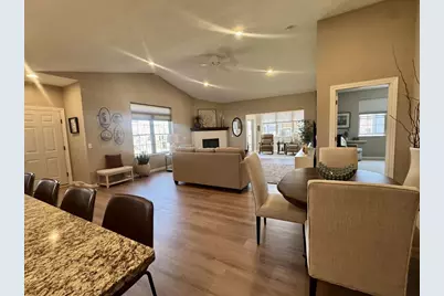 1256 Cameron Circle, Neenah, WI 54956 - Photo 4