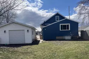 1735 E Mason St, Green Bay, WI 54302 - Photo 10